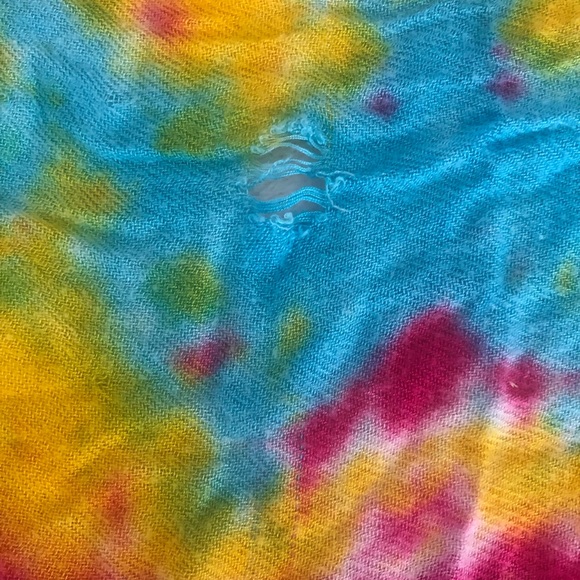 ☮️ A ONCE IN A LIFETIME TIE-DYE SCARF - Picture 2 of 5